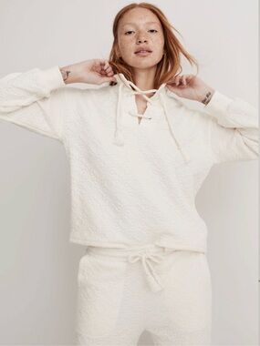 Madewell Quilted-Knit Lace-Up Sweatshirt in Antique Cream size Medium Mid-weight